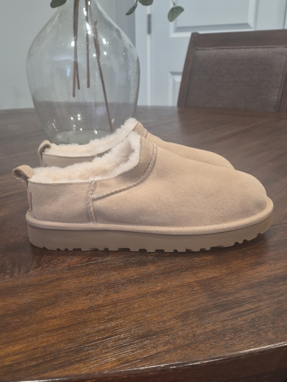 New UGG Sand Suede Shearling Slip-Ons - Picture 6 of 9